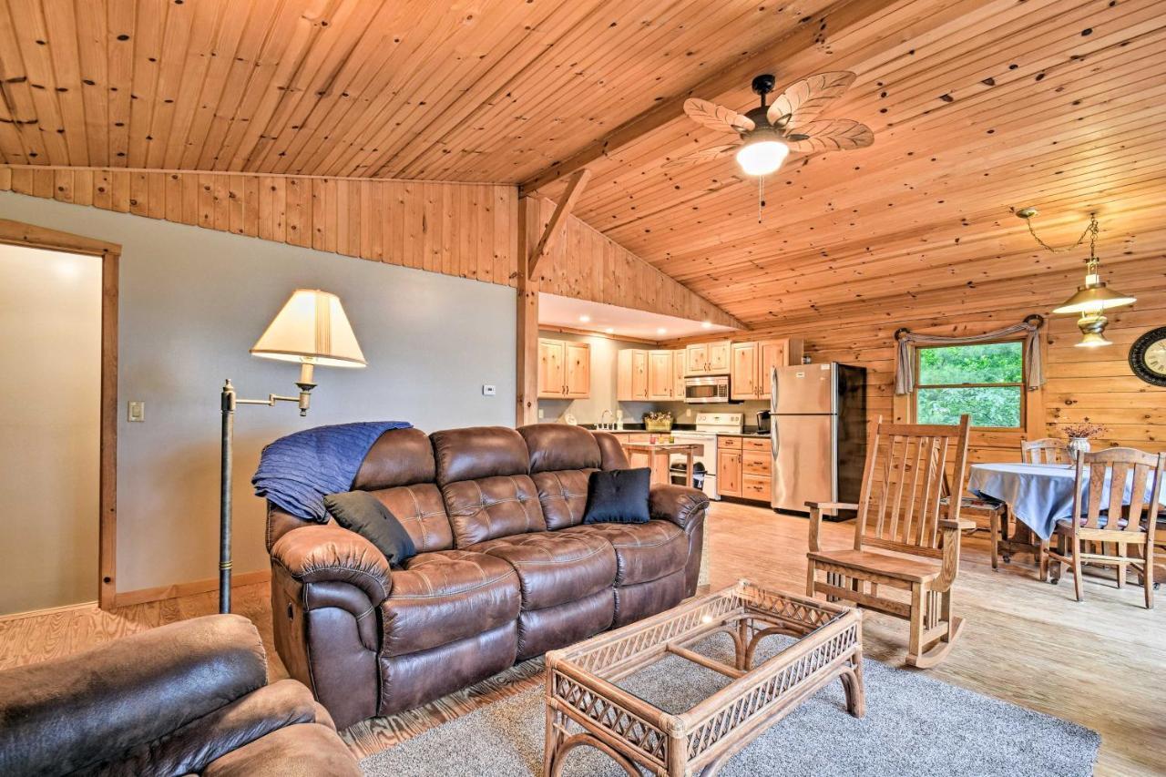 Cozy Amish Country Cabin On Shipshewana Lake! Eksteriør bilde